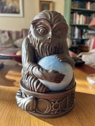 Demiguise Statue Hogwarts Legacy Prop Replica Harry Potter Glow Night Light